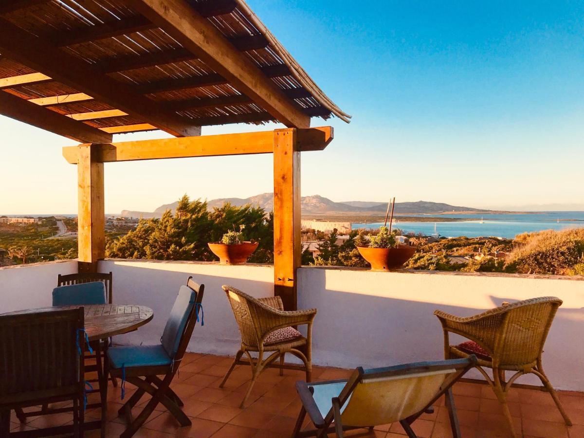 Appartamento Vista Mare - Amazing Sea View Apartment Stintino Eksteriør billede